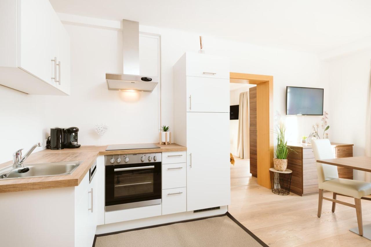 Haus Aussicht - Ferienwohnungen Velden เวลเดน อัม เวิร์ทเทอร์ซี ภายนอก รูปภาพ