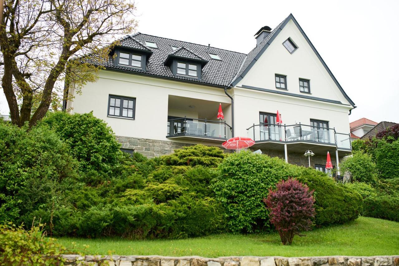 Haus Aussicht - Ferienwohnungen Velden เวลเดน อัม เวิร์ทเทอร์ซี ภายนอก รูปภาพ