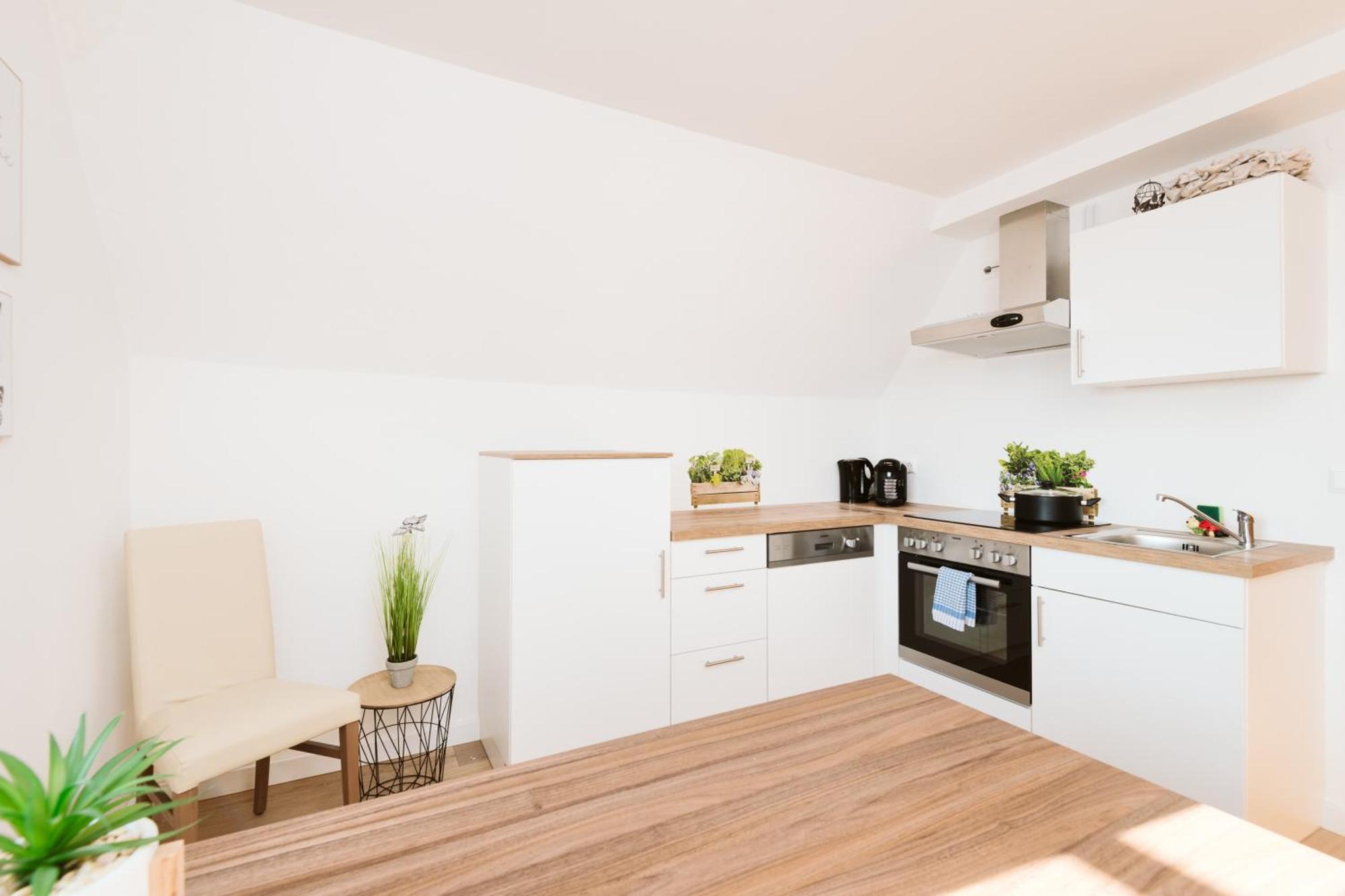 Haus Aussicht - Ferienwohnungen Velden เวลเดน อัม เวิร์ทเทอร์ซี ห้อง รูปภาพ