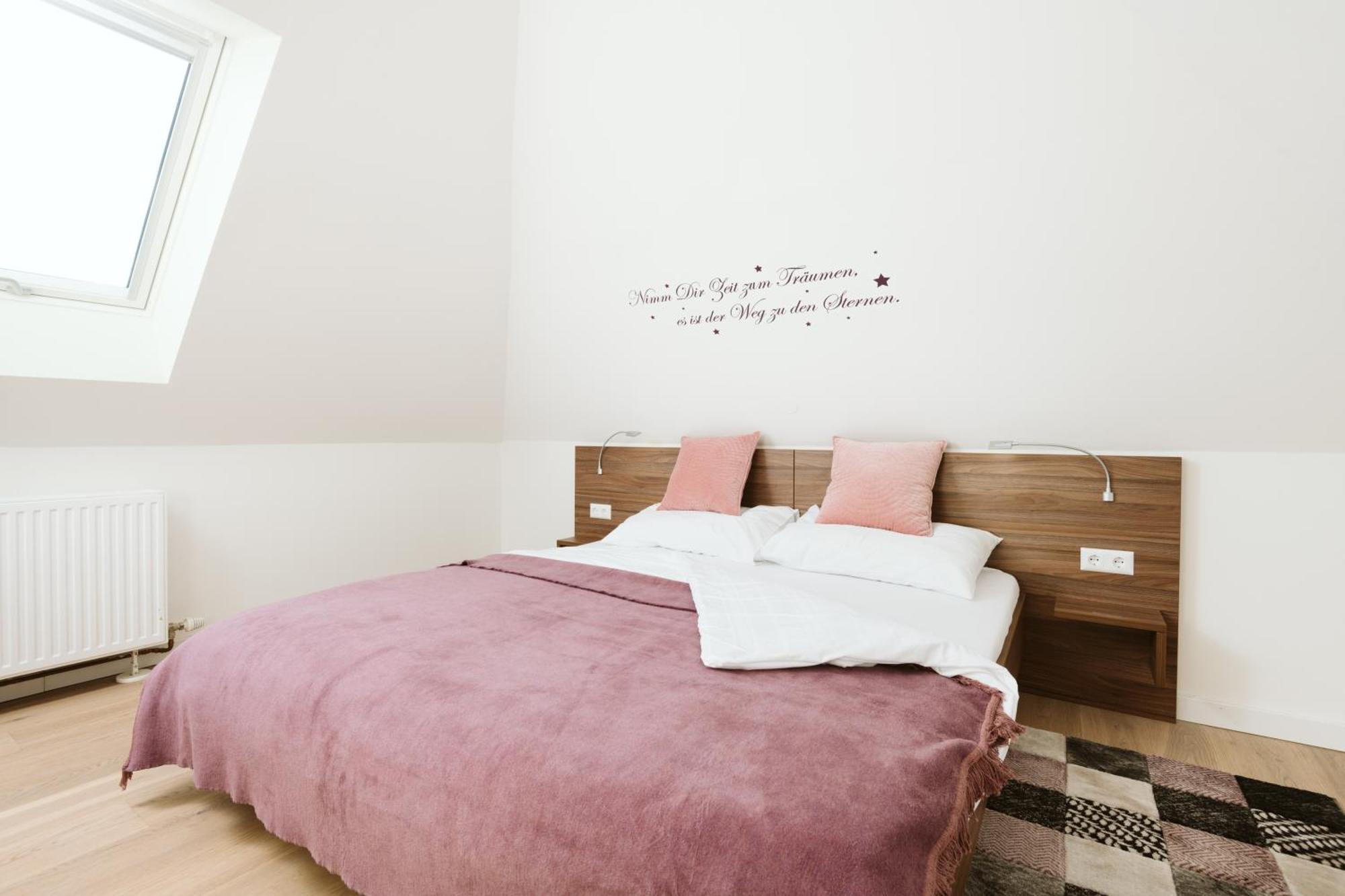 Haus Aussicht - Ferienwohnungen Velden เวลเดน อัม เวิร์ทเทอร์ซี ห้อง รูปภาพ